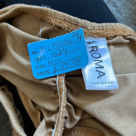 Roma 5 piece Western Temptress Cowgirl Costume - Picture 5 of 6